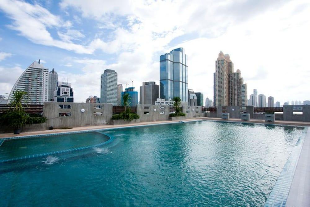 Sathorn Grace Serviced residencia Bangkok Exterior foto