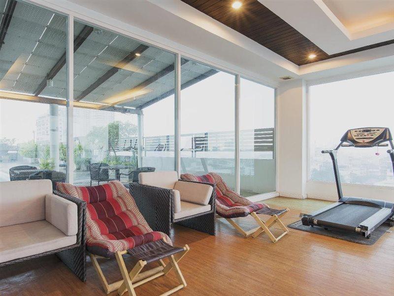 Sathorn Grace Serviced residencia Bangkok Exterior foto