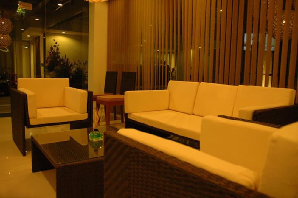 Sathorn Grace Serviced residencia Bangkok Exterior foto