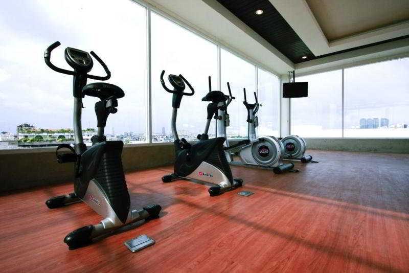 Sathorn Grace Serviced residencia Bangkok Exterior foto
