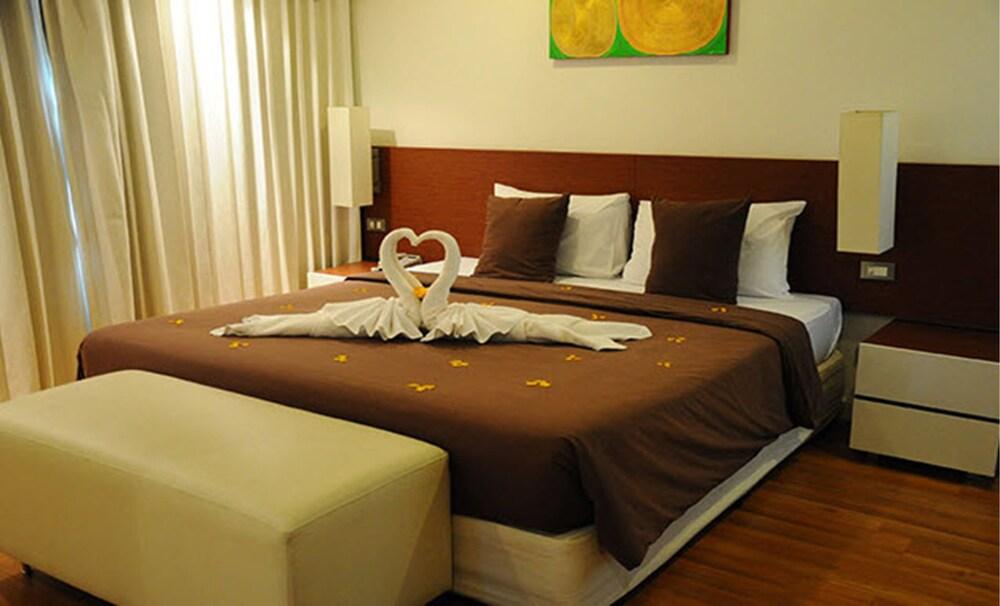Sathorn Grace Serviced residencia Bangkok Exterior foto