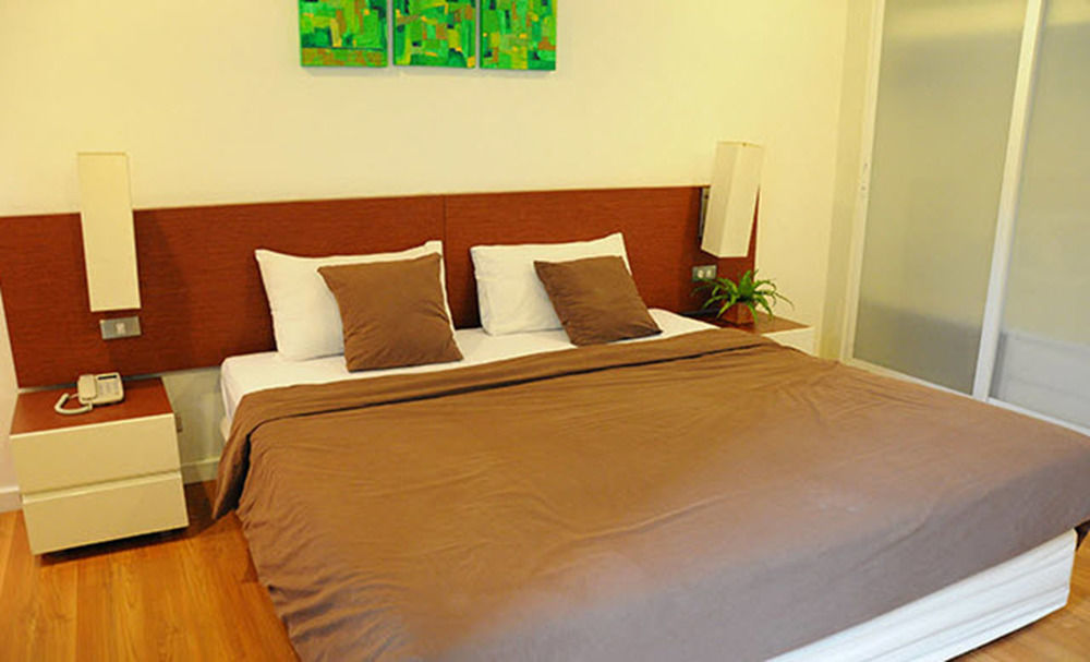 Sathorn Grace Serviced residencia Bangkok Exterior foto